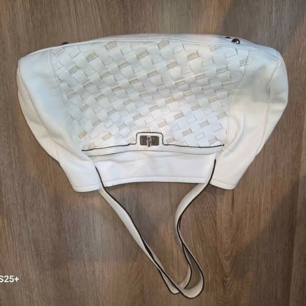 B. Makowsky White Leather Woven Shoulder Bag